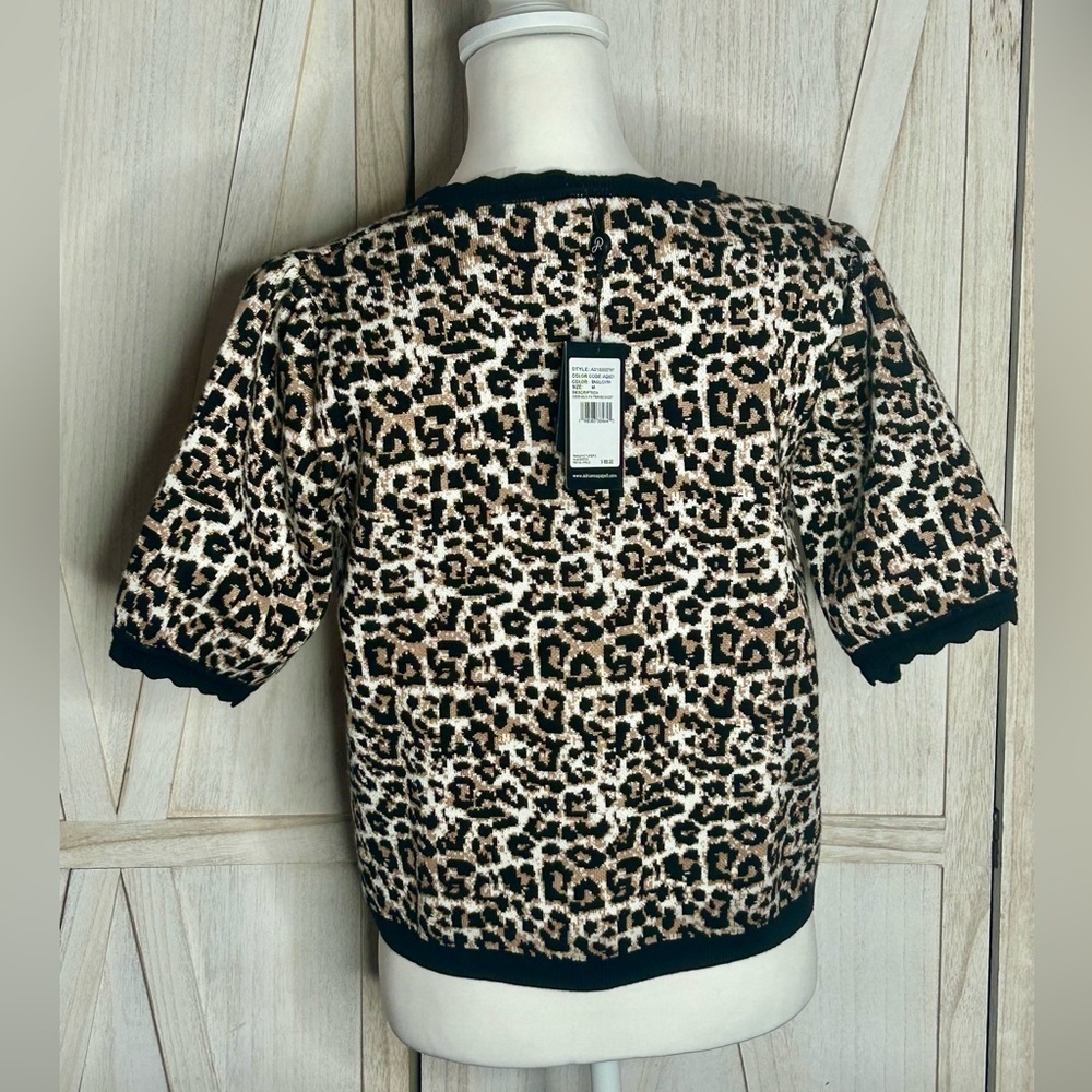 Adrianna Papell NWT Short sleeve leopard Knit Cardigan size med cozy layering - Picture 5 of 11